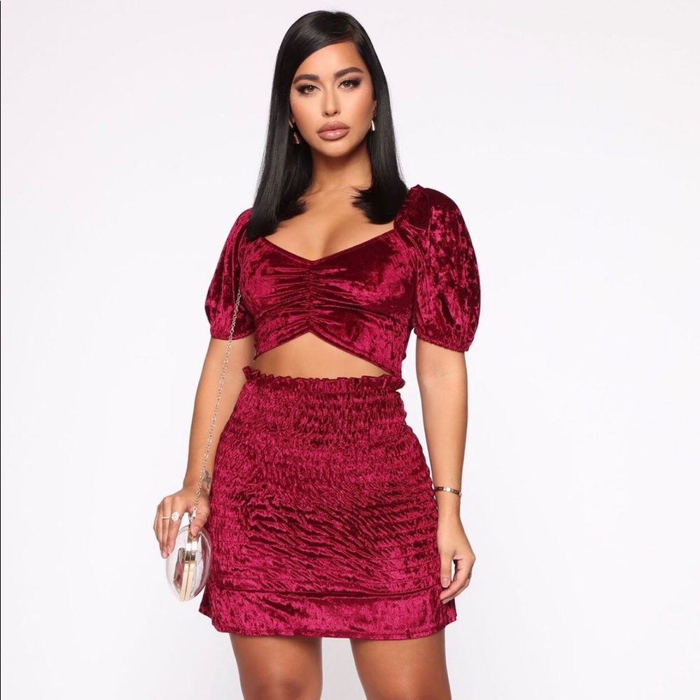 VELVET TWO-PIECE SET